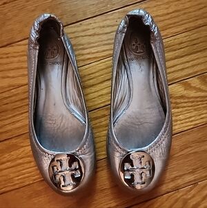 Tory Burch Little Girls Silver Ballet Flats
